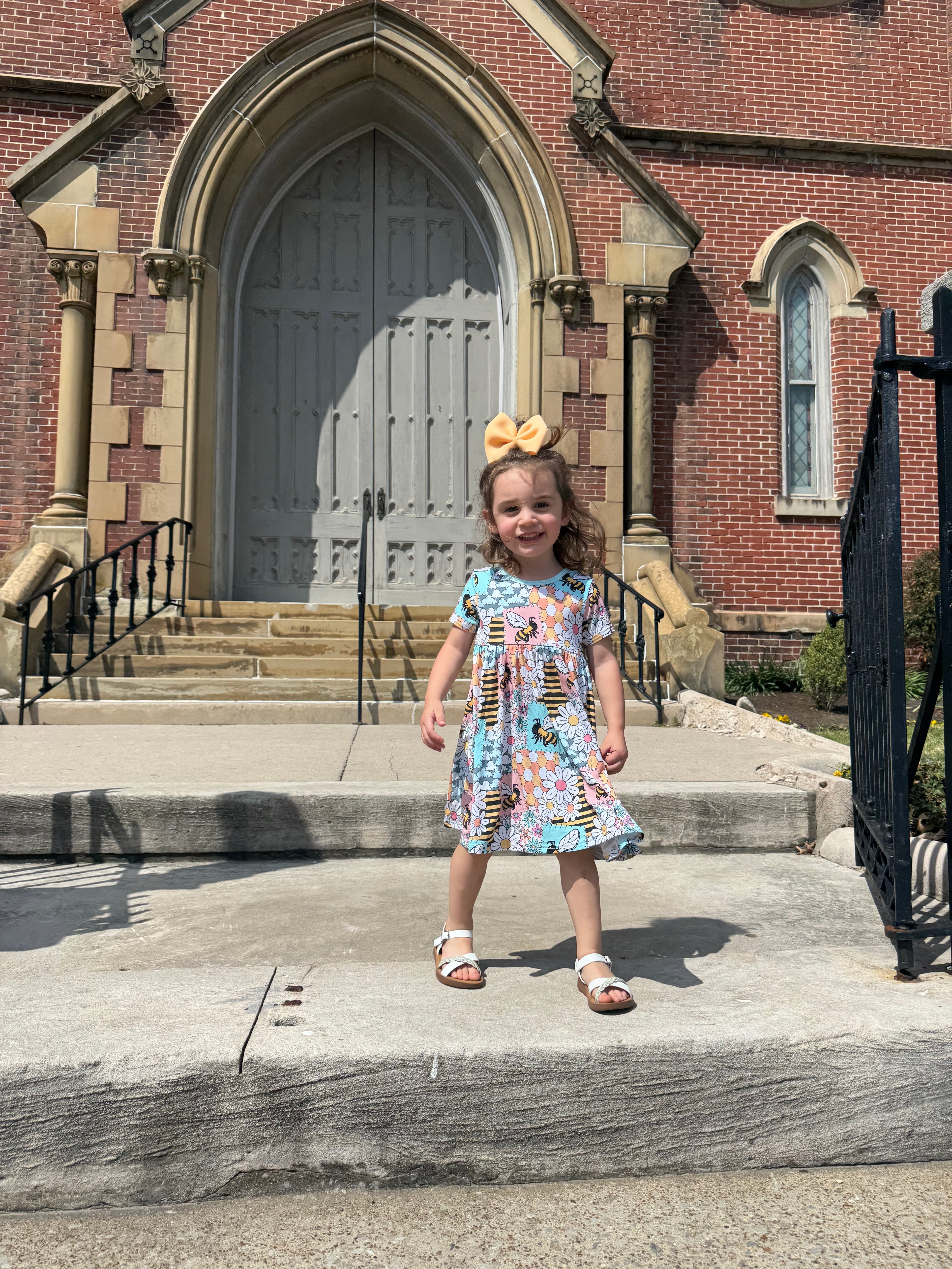 Bee Happy Short Sleeve Dress