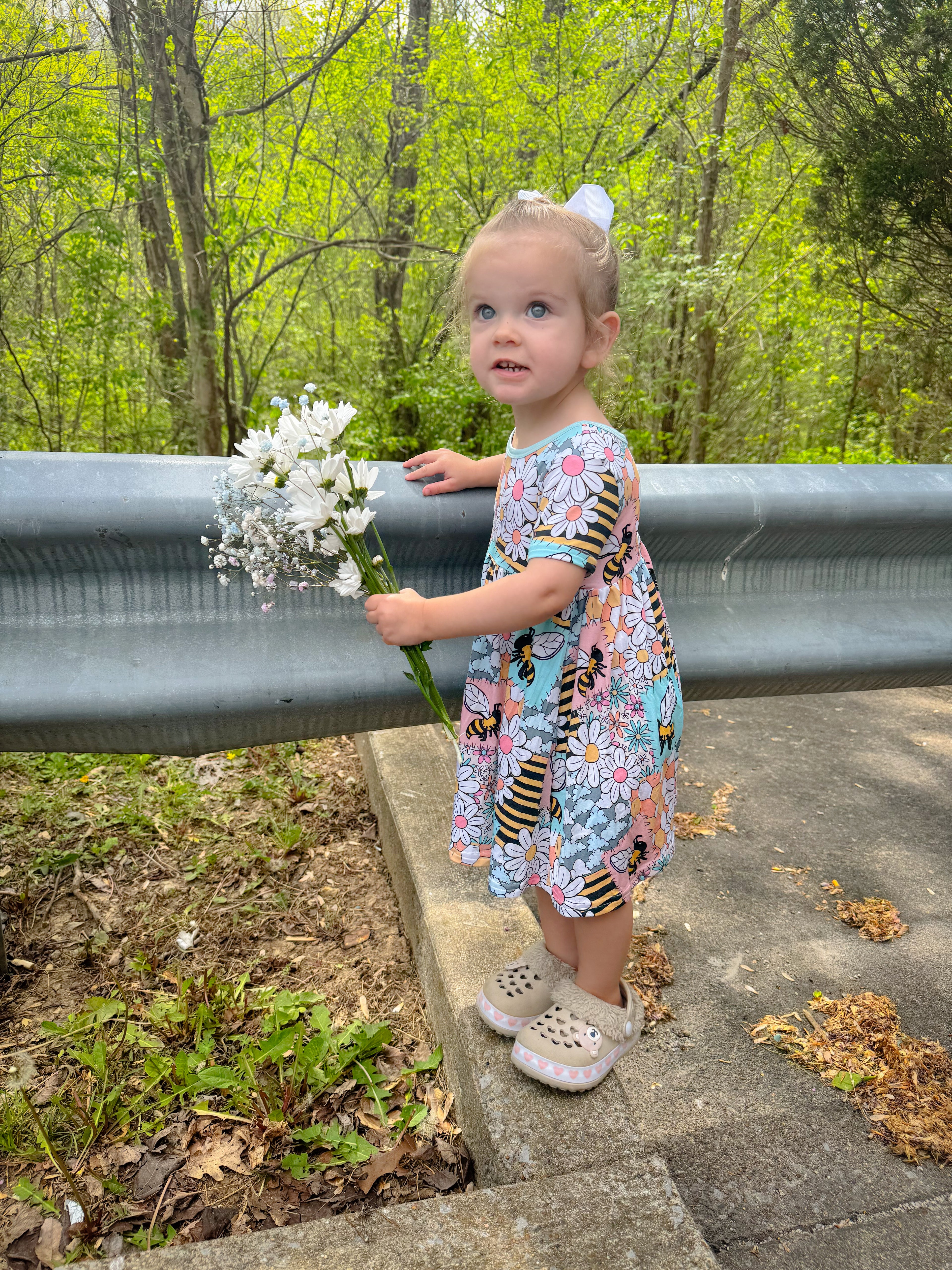 Bee Happy Short Sleeve Dress